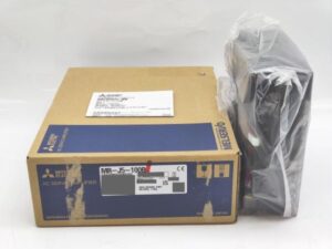 MR-J5-100B 三菱電機 箱汚れいたみあり 未使用 2023年 M