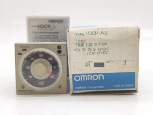 H3CR-A8 オムロン 未使用 箱汚れあり H3CR-A