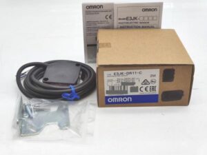 E3JK-DR11-C オムロン 未使用 箱汚れあり E3シリーズ 光電セ
