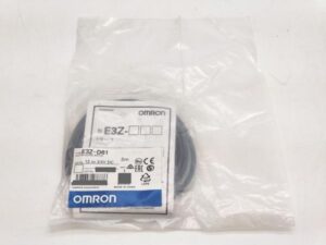 E3Z-D61 オムロン 新品 12 to 24VDC E3シリー