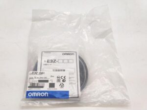 E3Z-D61 オムロン 新品 12 to 24VDC E3シリー