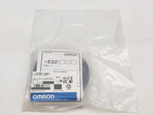 E3Z-D61 オムロン 未使用 袋汚れあり 12 to 24VD