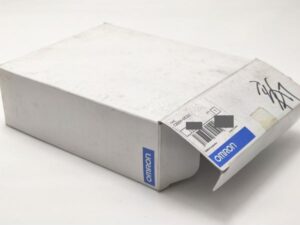 C200H-OC221 オムロン 箱開封済みマジック書込あり 未使用 C2