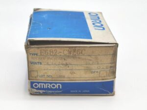 E6B2-CWZ6C オムロン 中古か未使用か不明 箱よごれあり