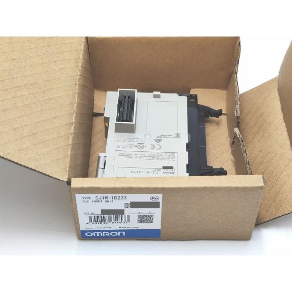 CJ1W-ID233 オムロン 中古か未使用か不明 説明書無し CJ1シ
