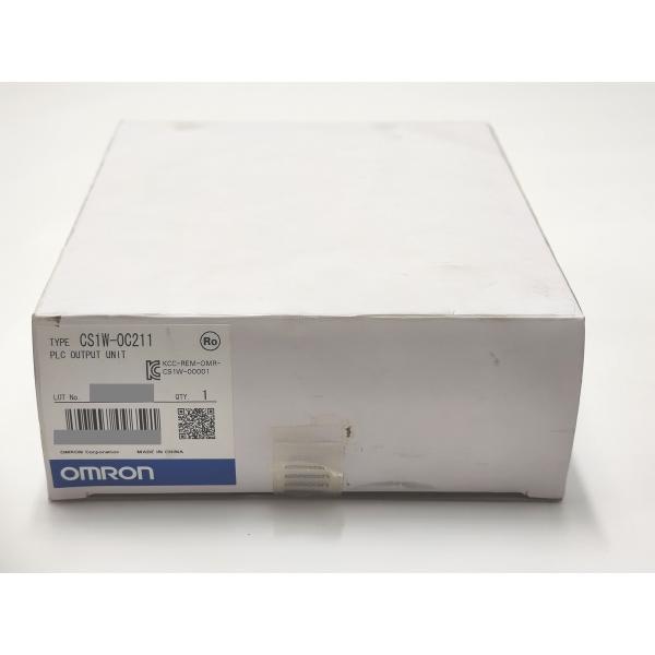 CS1W-OC211 オムロン 未使用 箱いたみあり箱開封済み CS1シ