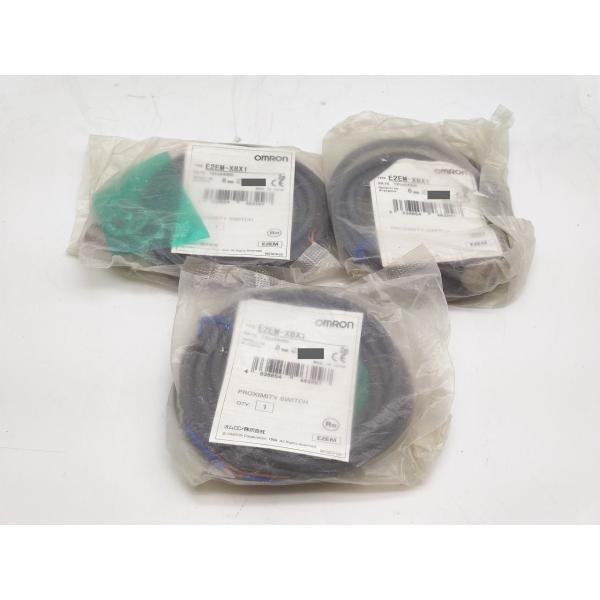 E2EM-X8X1 オムロン 3点セット 新品 12to24VDC 2