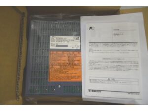 RYT401D5-VV2 富士電機 未使用 箱いたみあり RYTシリーズ サ