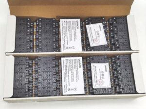 PYFZ-08-E オムロン 本体×50 2箱セット 箱つぶれ、箱テー