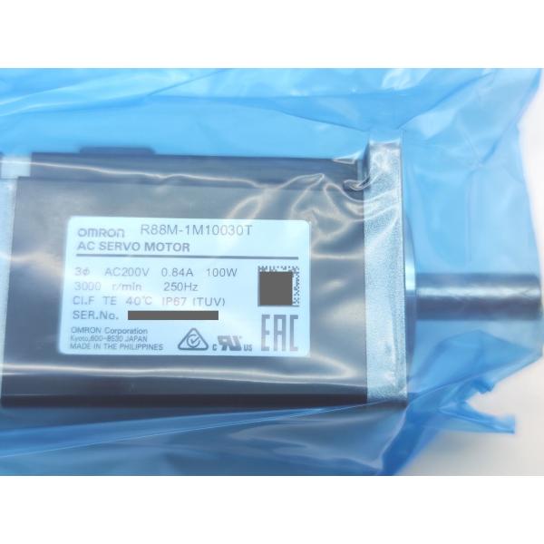 R88M-1M10030T オムロン 箱開封済み 未使用