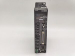 R88D-KT01H オムロン 中古