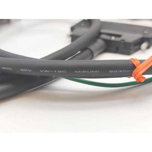 XM2S-37 オムロン 箱なし 中古か未使用か不明 XM2S-