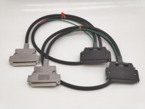 XM2S-37 オムロン 箱なし 中古か未使用か不明 XM2S-