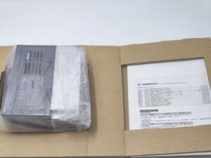 FR-E720-0.4K 三菱電機 箱なし未使用 インバータ インバーター