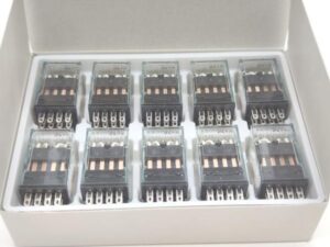 MY4N オムロン 新品 100/110VAC MYシリーズ