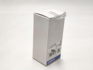 CP1W-CN811 オムロン 箱のみ開封済み 未使用
