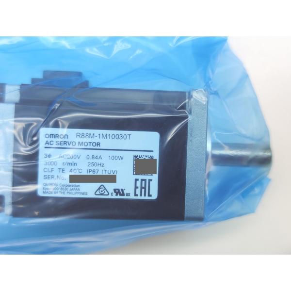 R88M-1M10030T オムロン 箱開封済み 未使用