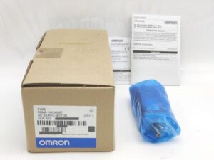 R88M-1M10030T オムロン 箱開封済み 未使用