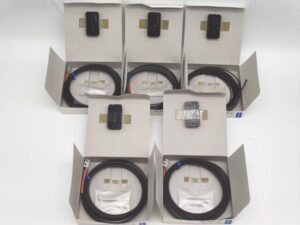 E32-T15YR オムロン 5点セット 箱汚れへこみあり 新品 2m