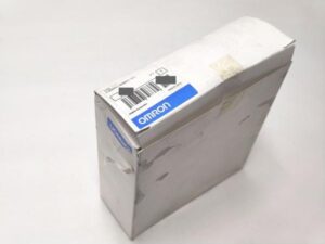 C200H-IDS01-V1 オムロン 箱開封済み 箱かなりいたみよごれあり 未