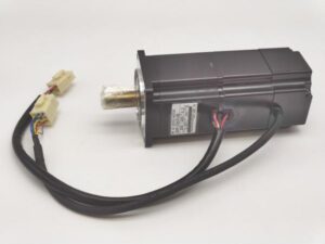 SGM-02A312B 安川電機 本体いたみあり 中古 電機