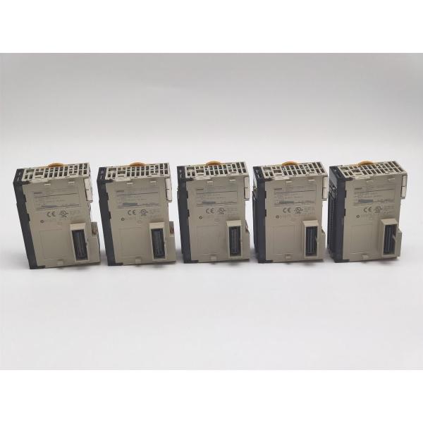 CJ1W-OD261 オムロン 5点セット 中古 CJ1W-OD CJ1