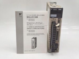SGDV-R70A01A 安川電機 中古か未使用か不明 電機 Σシリーズ サ