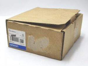 CS1W-MAD44 オムロン 中古か未使用か不明 箱いたみあり CS1