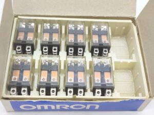 LY2N オムロン 本体8個入り 箱いたみあり 未使用 20