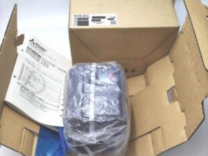 FR-D720-2.2K-G 三菱電機 中古か未使用か不明 インバータ インバー
