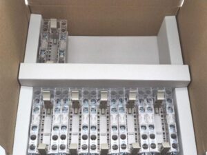P7SA-14F-ND オムロン 6個入り 箱いたみあり 未使用 DC24