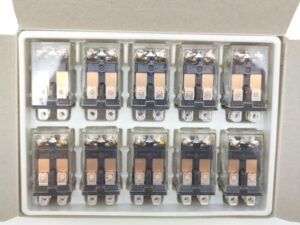 LY2N オムロン 本体10個入り 箱汚れいたみあり 未使用