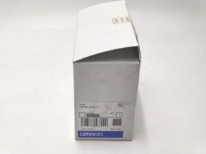 CS1W-AT211 オムロン 箱開封済み 箱よごれいたみあり 未使用