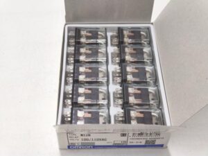 MY2N オムロン 10個入り たぶん未使用 100/110