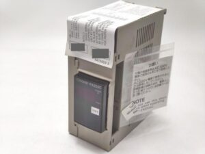 C200HW-PA204C オムロン 箱なし 中古か未使用か不明 C200Hシ