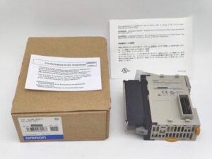CJ1W-OC211 オムロン 箱開封済み 箱いたみあり 未使用 CJ1