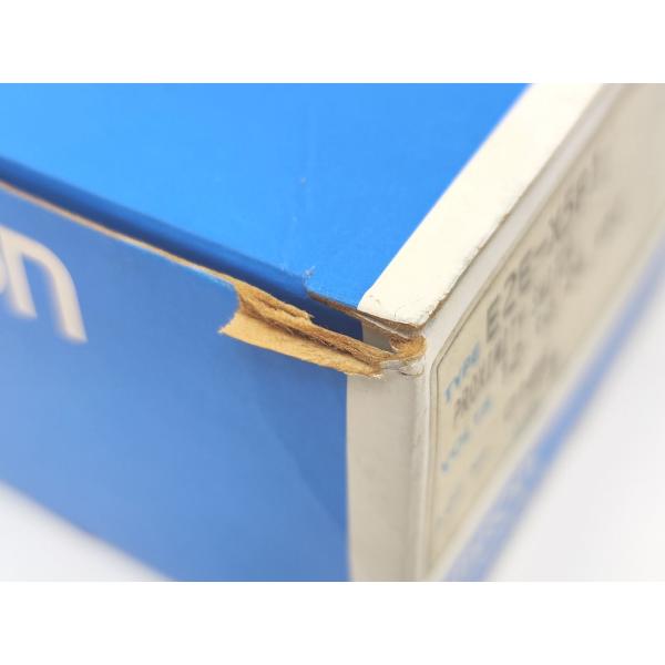 E2E-X5F1 オムロン 箱汚れあり 未使用 E2E-X5F E2