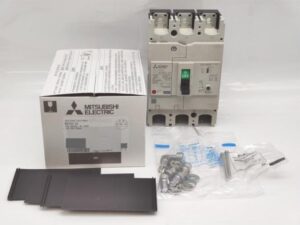 NV250-SV 三菱電機 箱いたみあり 未使用 3P 200A