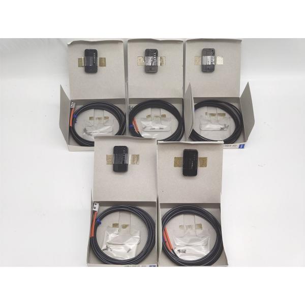 E32-T15YR オムロン 5点セット 箱汚れあり 新品 2m