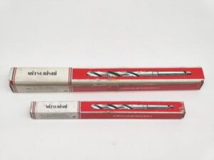 三菱電機 箱汚れあり 新品 23.0MT・2×1