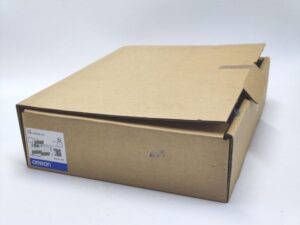 NS8-TV01B-V2 オムロン 箱いたみあり 未使用