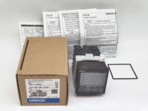 E5CN-Q2H03TD-FLK オムロン 未使用 E5シリーズ 温度調節器