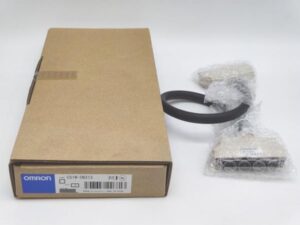 CS1W-CN313 オムロン 未使用 CS1W-CN CS1シリーズ