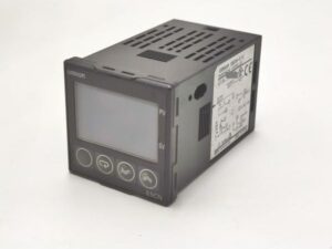 E5CN-R1TU オムロン 中古 E5シリーズ 温度調節器