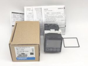 E5CN-Q2H03TD-FLK オムロン 未使用 E5シリーズ 温度調節器