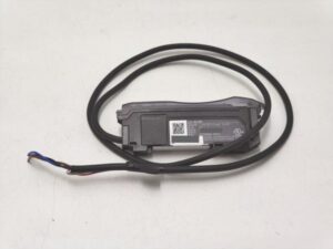 LV-N11P キーエンス 中古 LVシリーズ デジタルレーザセンサ