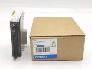 CJ1W-OD232 オムロン 箱開封済み 未使用 CJ1W-OD CJ