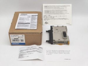 CJ1W-OD232 オムロン 箱開封済み 箱いたみあり 未使用 CJ1