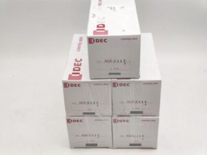 AGA211Y IDEC 5点セット 箱いたみあり 未使用