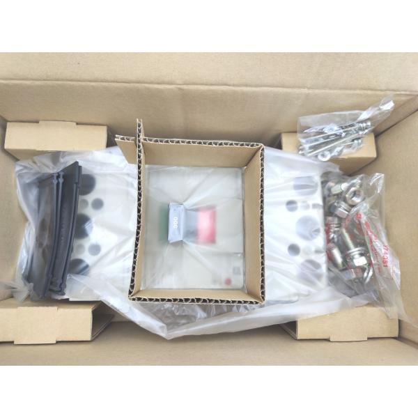 NF400-CW 三菱電機 箱汚れいたみあり 新品 3P 300A